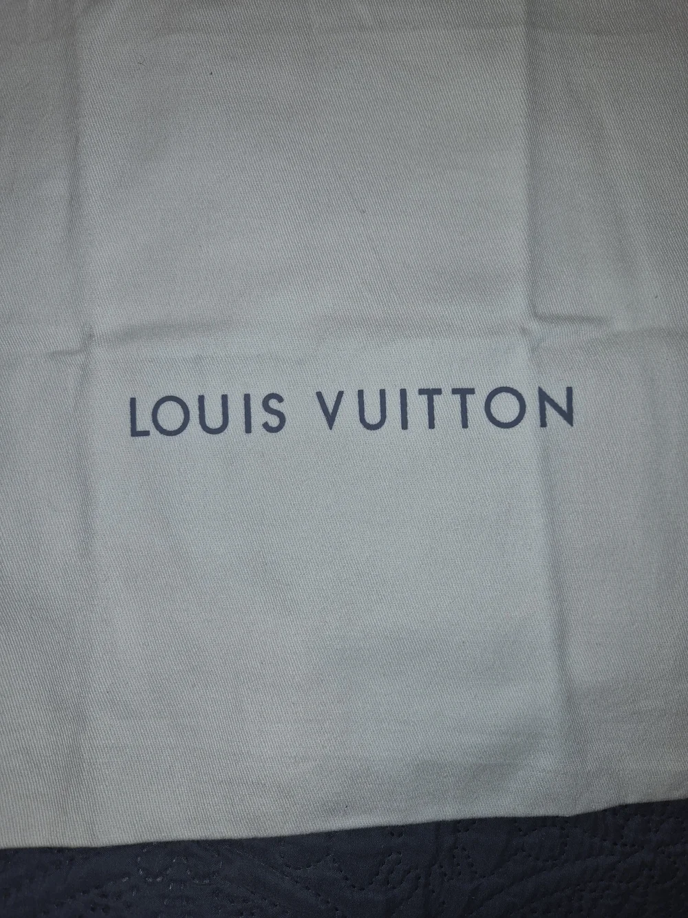 Louis Vuitton Cream Cotton Drawstring Dust Bag 13
